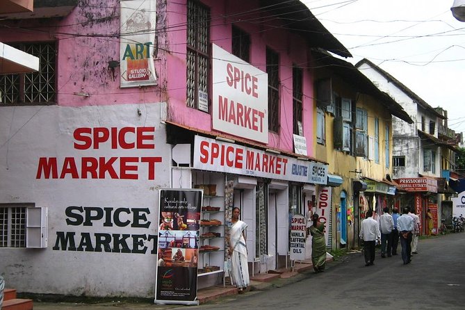 Walking Tour Of Fortkochi & Local Lunch - Starting at Santa Cruz Basilica