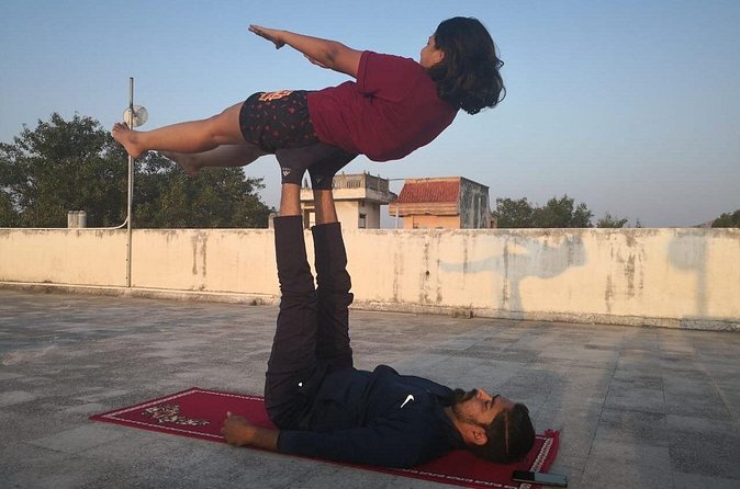 Yoga In Jaipur - Who will enjoy this Jaipur yoga session